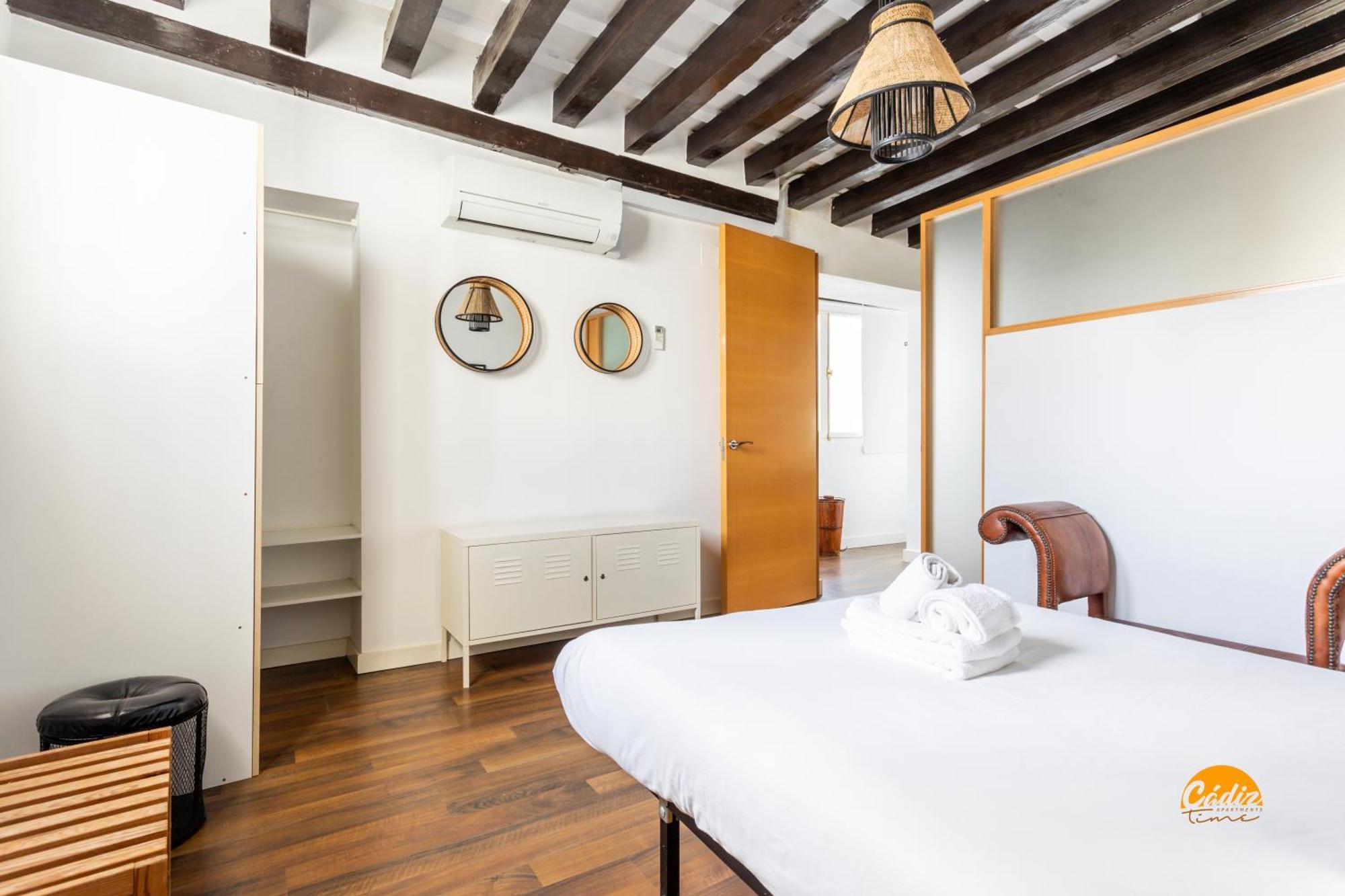 Diana De Columela By Cadiz Time Apartment Bagian luar foto